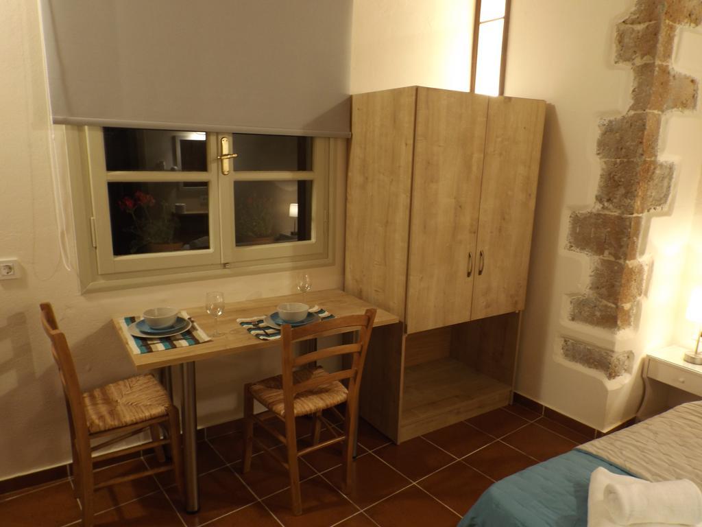 Fivos Pension Chania  Exteriör bild